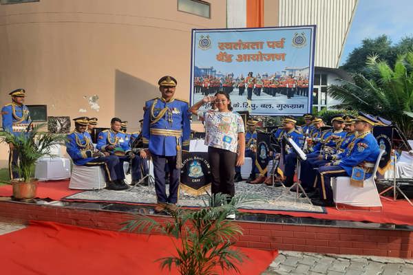   स्वतंत्रता दिवस समारोह में हेरिटेज ट्रांसपोर्ट म्यूजियम में सीआरपीएफ बैंड ने दी शानदार प्रस्तुति